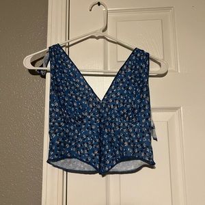 Blue floral crop top